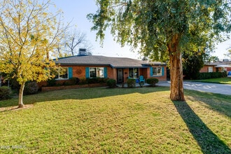 1631 W Rovey Ave in Phoenix, AZ - Building Photo - Building Photo