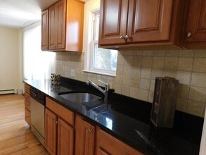 251 Neponset St in Canton, MA - Building Photo - Building Photo
