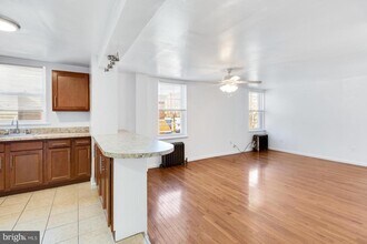 600 E Girard Ave in Philadelphia, PA - Building Photo - Building Photo
