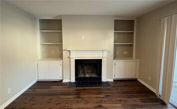 111 S Island Square Dr in St. Simons Island, GA - Building Photo - Building Photo
