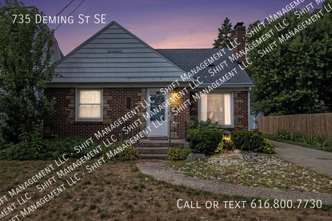 property at 735 Deming St SE