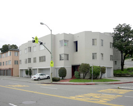 2268 Park Blvd in Oakland, CA - Building Photo - Building Photo