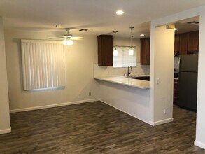 510 N Curtis Ave in Alhambra, CA - Foto de edificio - Building Photo