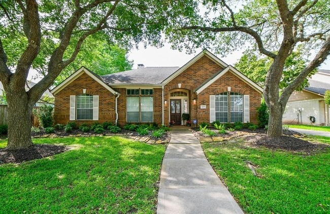 property at 1211 Magnolia Woods Ct