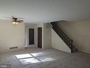 830 Woodcrest Dr in Dover, DE - Building Photo - Building Photo