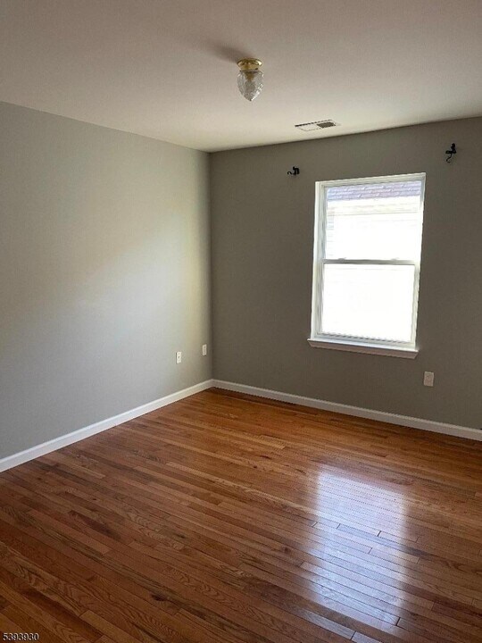 419 Irvine Turner Blvd in Newark, NJ - Building Photo