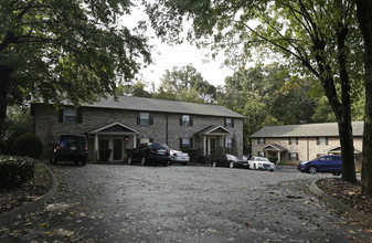 Southern Woods Apartments in Knoxville, TN - Building Photo - Building Photo