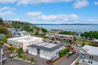 2402 N 31st St in Tacoma, WA - Building Photo - Building Photo
