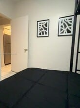 1320 Drexel Ave in Miami Beach, FL - Building Photo - Building Photo