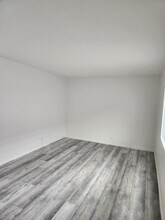 240 N 2nd St in Port Hueneme, CA - Building Photo - Building Photo