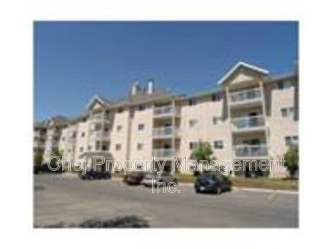 4220-4139 139 Ave NW in Edmonton, AB - Building Photo - Building Photo