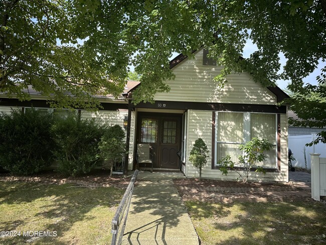property at 805A Westminster Ct