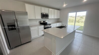 2514 McKinley Dr in Lake Wales, FL - Foto de edificio - Building Photo