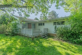 24457 Tunbridge Ln in Beachwood, OH - Building Photo - Building Photo