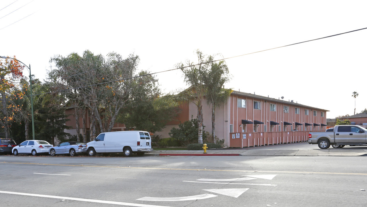 Envoy Apartments in San Jose, CA - Building Photo