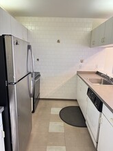 100 W Squantum St in Quincy, MA - Building Photo - Building Photo