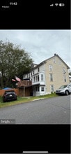 1701 Mohawk St in Coal Township, PA - Foto de edificio - Building Photo
