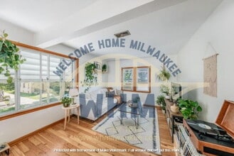 3407 S Burrell St in Milwaukee, WI - Building Photo - Building Photo