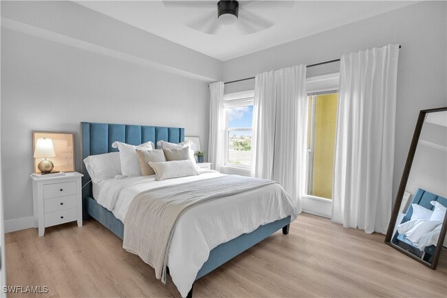 property at 11480 Villa Grand
