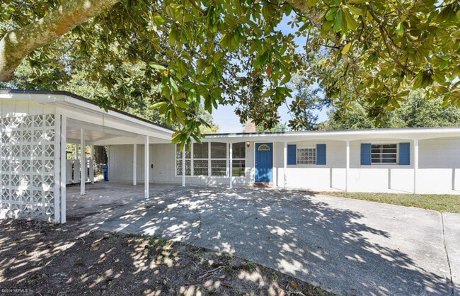 527 Baisden Rd