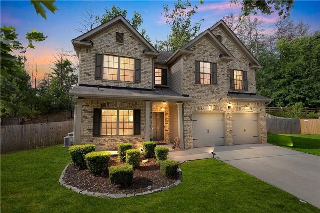 87 Wedge Wood Way in Dallas, GA - Building Photo