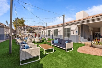 San Marino in Tempe, AZ - Building Photo - Building Photo