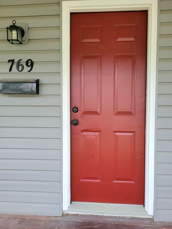 769 Condit St in Wood River, IL - Building Photo - Building Photo