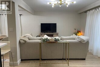 564 Waterloo St in Hamilton, ON - Building Photo - Building Photo