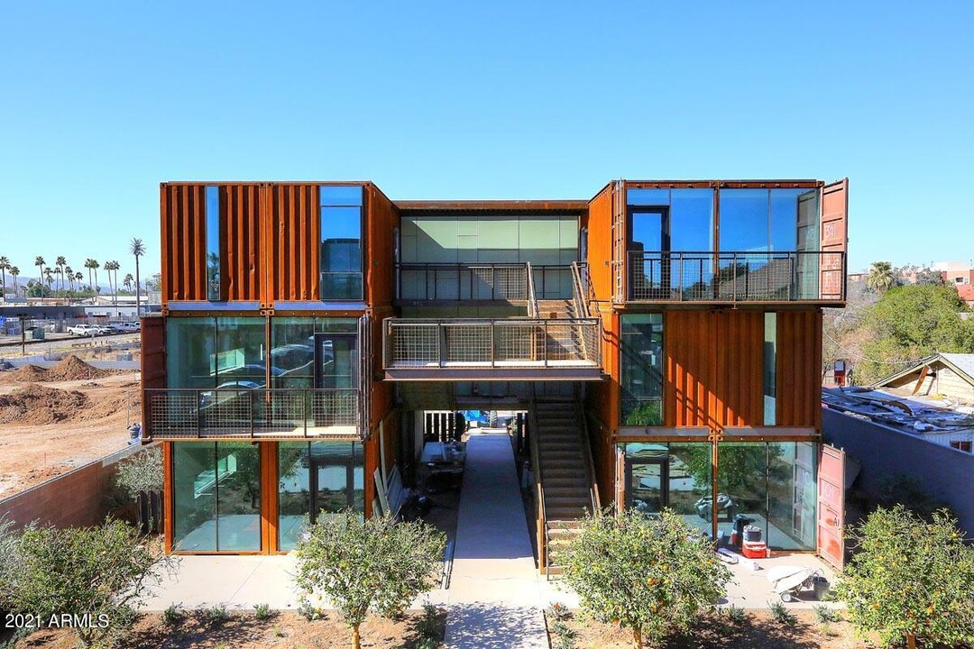 1436 S Terrace Rd-Unit -104 in Tempe, AZ - Foto de edificio