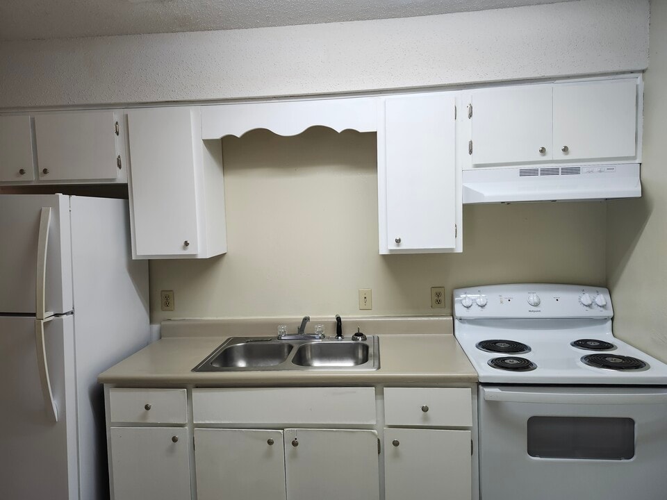 31 6th St in Shalimar, FL - Building Photo