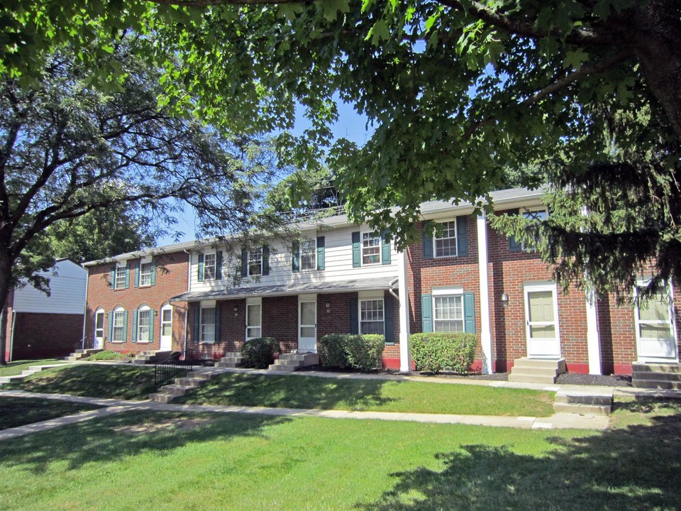 Charring Cross in Westerville, OH - Foto de edificio