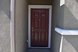 31 Medieval St in Merced, CA - Building Photo - Building Photo