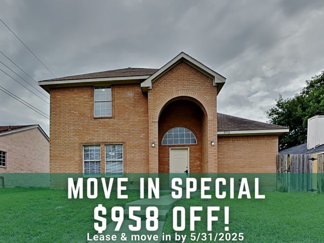 property at 2208 Rodney Ln
