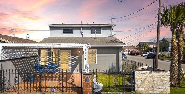 property at 2128 59th St