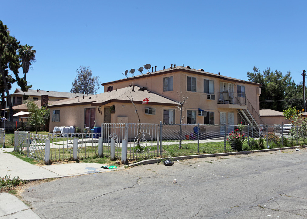 655 Del Rosa Pl in Pomona, CA - Building Photo