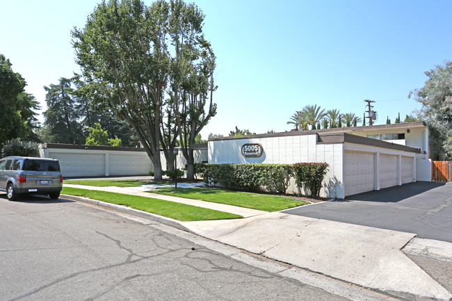 5005 N Roosevelt Ave in Fresno, CA - Foto de edificio - Building Photo