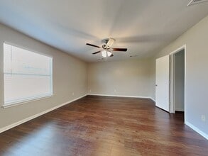 10515 Berclair Dr in Houston, TX - Building Photo - Building Photo