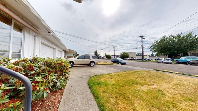 914 Columbia Ave in Marysville, WA - Building Photo - Building Photo