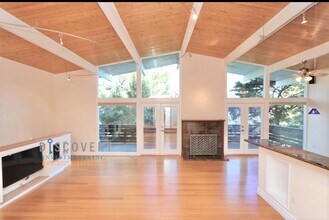 6812 Saroni Dr in Oakland, CA - Building Photo - Building Photo