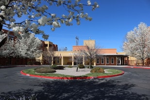El Paseo Apartments in Albuquerque, NM - Building Photo