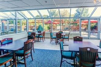 1600 East in Rochester, NY - Foto de edificio - Building Photo