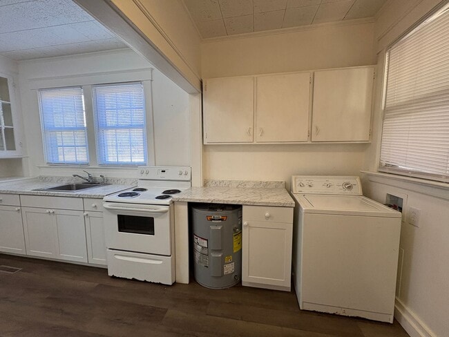 175 Lee-Grant Ave in Appomattox, VA - Building Photo - Building Photo