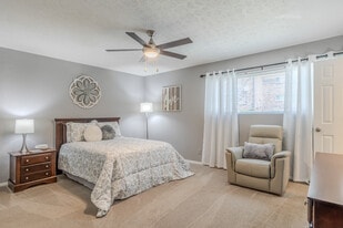 The Apartments at President Park in Decatur, GA - Building Photo