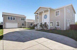 507 Kings Way in Suisun City, CA - Building Photo