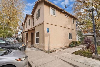 1916 Juliesse Ave in Sacramento, CA - Building Photo - Building Photo