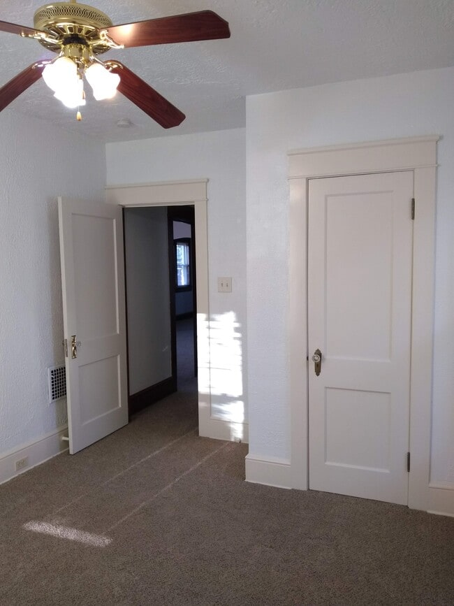 3002 French St, Unit #2 Second Floor in Erie, PA - Building Photo - Building Photo