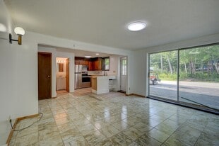 12 Emery Ln in Bartlett, NH - Building Photo