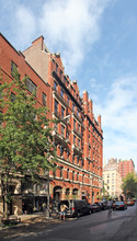 The Albert in New York, NY - Foto de edificio - Building Photo