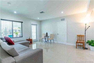 2155 Biarritz Dr in Miami, FL - Building Photo - Building Photo