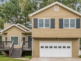 174 Iveydale Rd SE in Mableton, GA - Building Photo